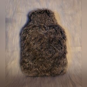 Indigo Ultra Soft Faux Fur Hot Water Bottle (NWOT)